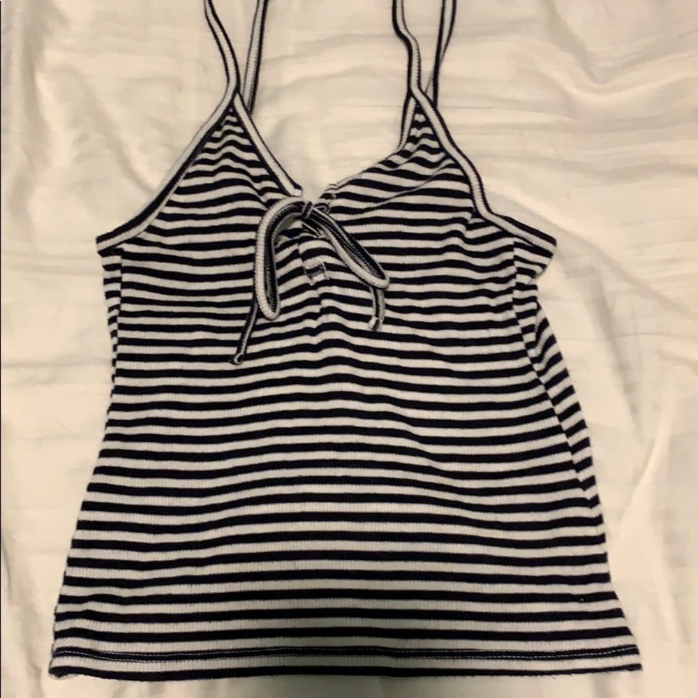 Black and white front tight tank top